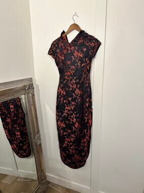 Vintage MMC Black and Red Floral Cheongsam / Qipao Dress Size M needs repair